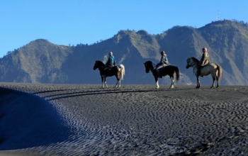 Bromo Sunrise Madakaripura Waterfall