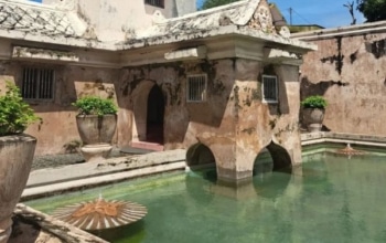 Java Overland Tour from Yogyakarta